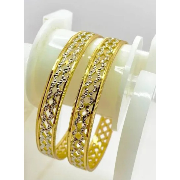 GR-Stylish and Elegant Pair of Bangles (1 Pair of Bangles) [Low Budget Product]