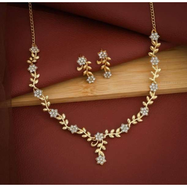 GR-Elegant Brass Jewel Set (Gold Finish) [Low Budg...