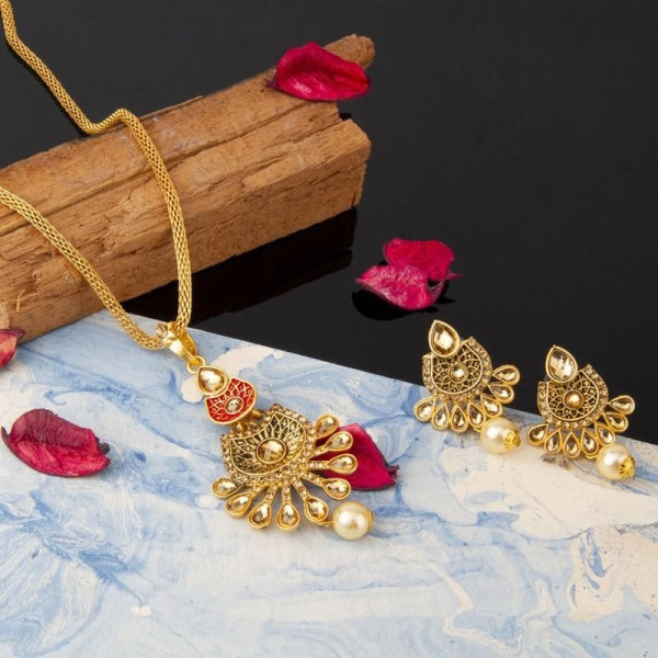 SP-Exquisite Gold Plated Chain and Pendant Set with Earrings [Premium Product]