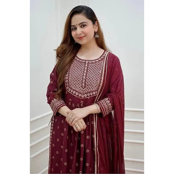 GR-Naira Cut Embroidery Kurti With Naznin Dupatta And Pant Set [Premium Product] | Free Shipping 