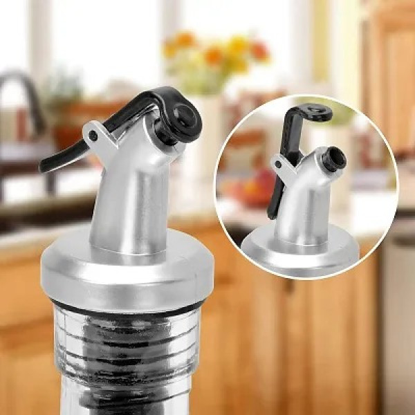 GR-Baskety Glass Oil Dispenser with Steel Cover - 500ml Leakproof Seasoning Bottle (Pack of 2) [Premium Product]