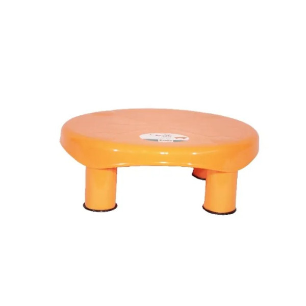 GR-Kitchen tool RFL | Low seating stool basically ...