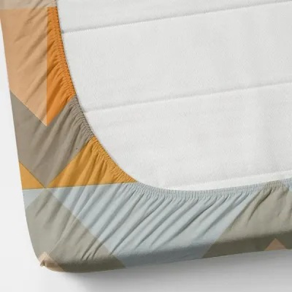 GR-Dreamy Nights: AS HUBS King Size Bedsheet Set with Pillow Covers [Low Budget Product]