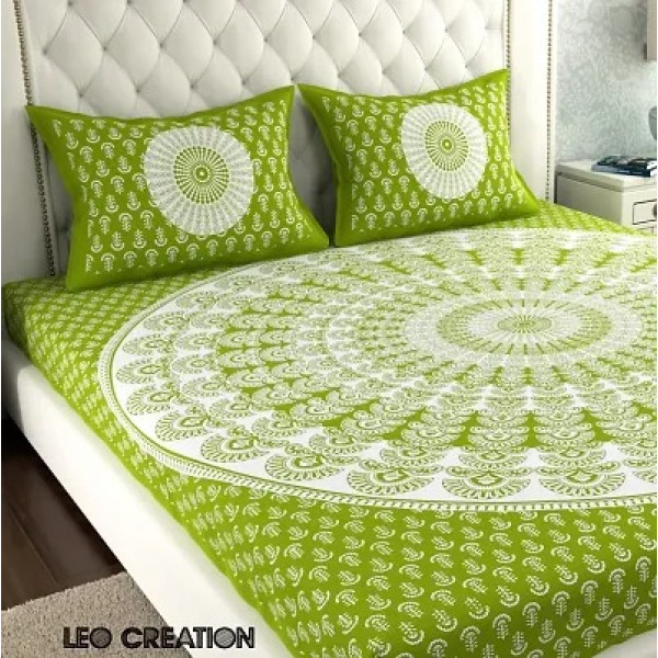 GR-Feathered Finery: King Size Peacock Print Bedsheet in Green [Low Budget Product]
