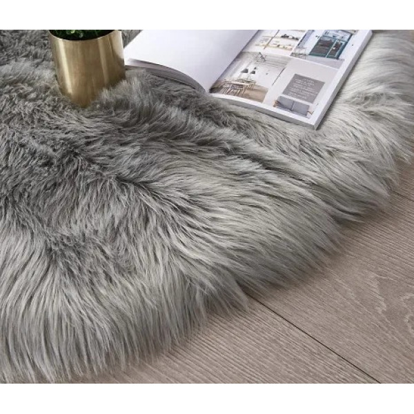 GR-Luxurious Faux Sheepskin Area Rug [Premium Product]