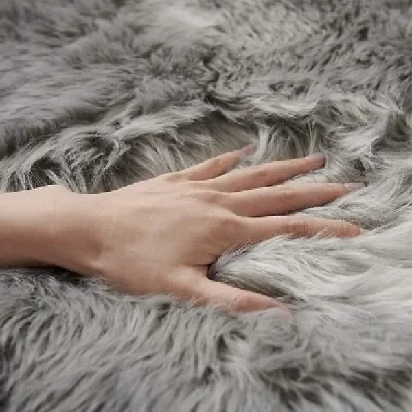 GR-Luxurious Faux Sheepskin Area Rug [Premium Product]