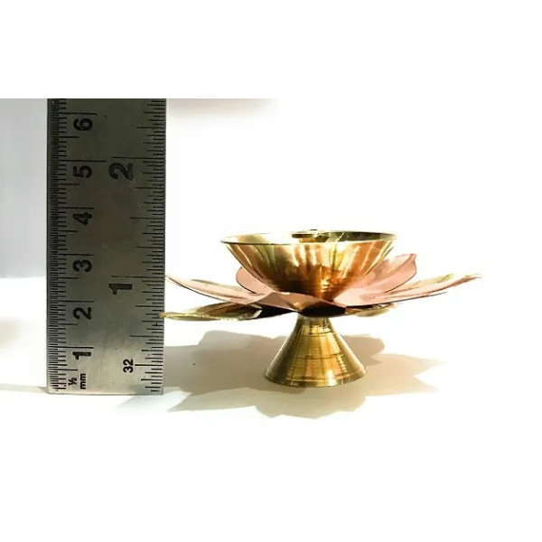 GR-Brass Gallery Brass and Copper Lotus Shape Akhand Diya Kamal Patti Diya Brass Table Diya Set of 6 pcs [Premium Product]