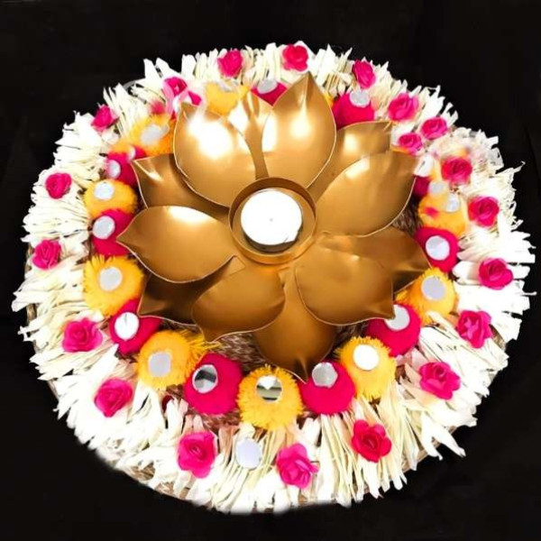 GR-1 PCS MINI LOTUS Iron 1-Cup Candle Holder (Gold) [Low Budget Product]