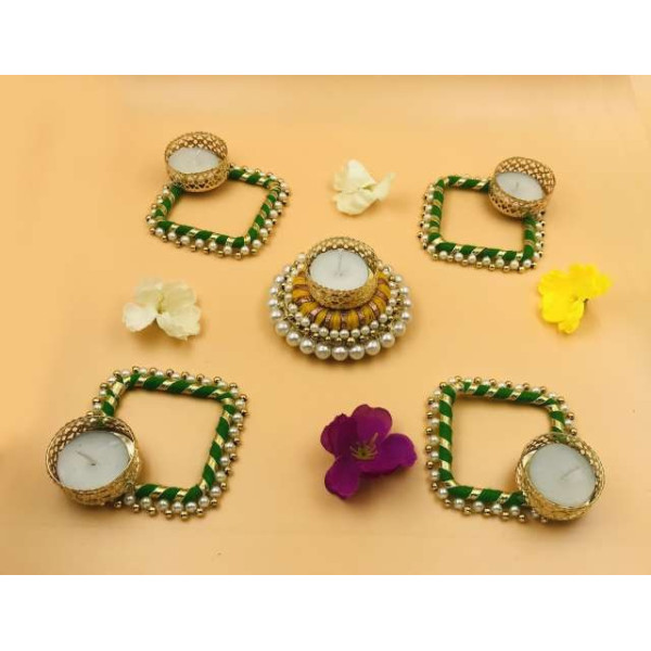 GR-D07289_Shopsy Iron 4-Cup Tealight Holder Set (Multicolor) [Low Budget Product]