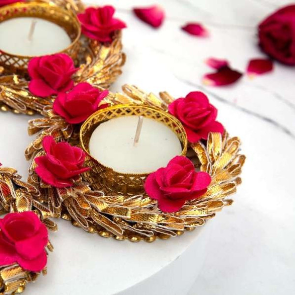 GR-V7201182 Iron 4-Cup Tealight Holder Set (Multicolor) [Low Budget Product]