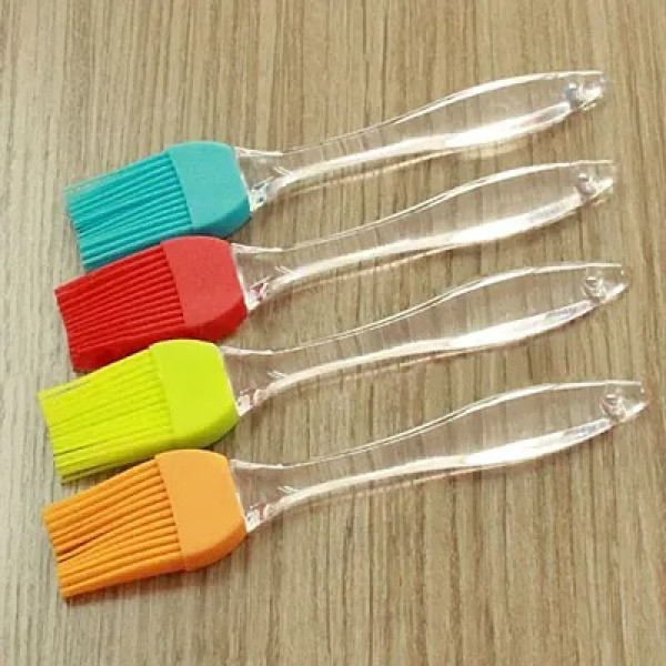 GR-Enhance Your Cooking Experience with Premium Quality Silicone Brush [Low Budget Product]