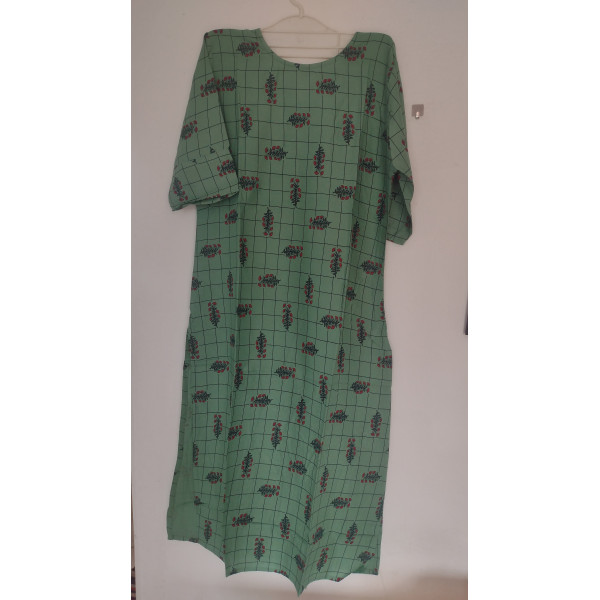 24 Vedic Green Checkered Printed A-Line Straight Kurti Round neck 3/4 sleeve-Large