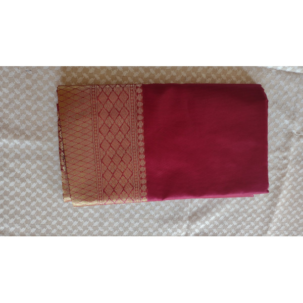 Pure Kanjeevaram Woven Silk Saree in Wine Red Colo...