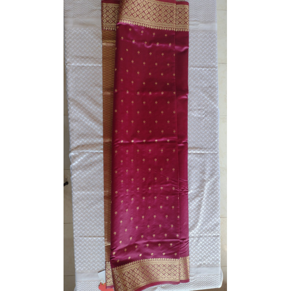 Pure Kanjeevaram Woven Silk Saree in Wine Red Color with Blouse Piece