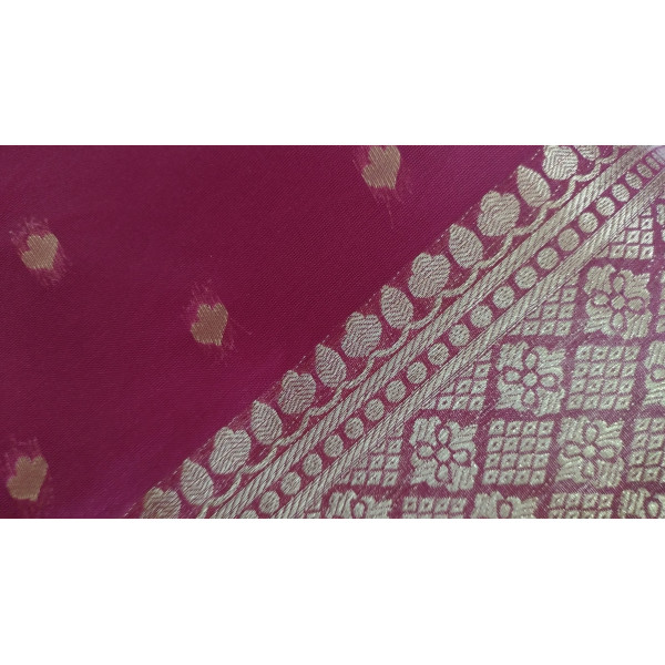 Pure Kanjeevaram Woven Silk Saree in Wine Red Color with Blouse Piece